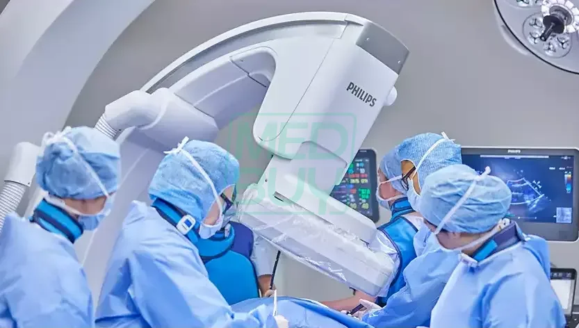 Ангиограф Philips Azurion Hybrid OR _3