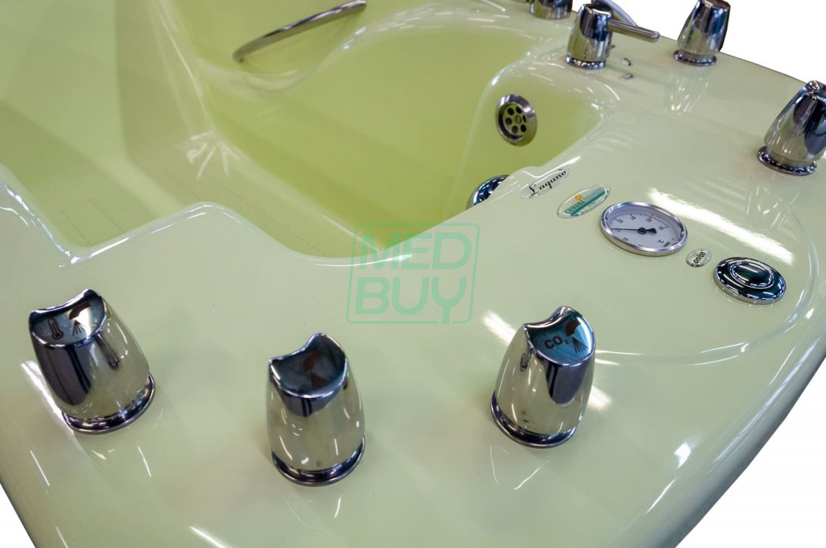 Цельнокорпусная физиотерапевтическая ванна Laguna Compact Chirana Progress _3